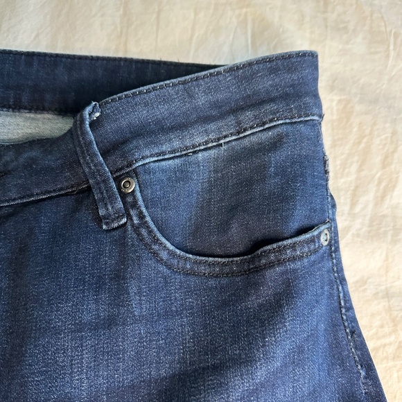 EUC NYDJ LE Silhouette Slim Boot Cut Jeans Dark Wash - Picture 5 of 7